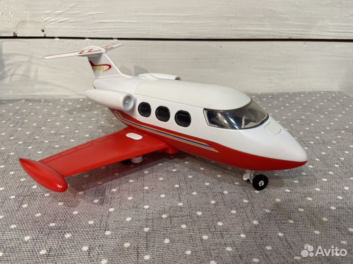 Детские игрушки самолет