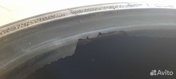 Pirelli P Zero 235/45 R18