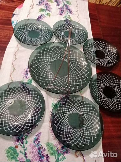 Тарелки десертные