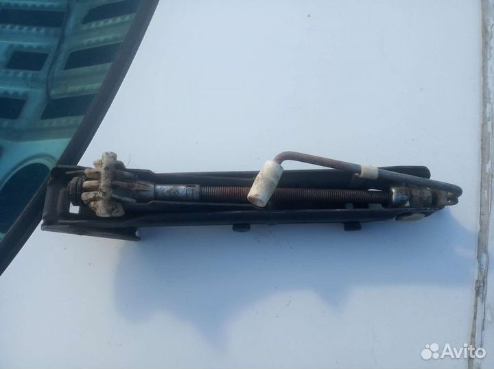 Домкрат BMW e34