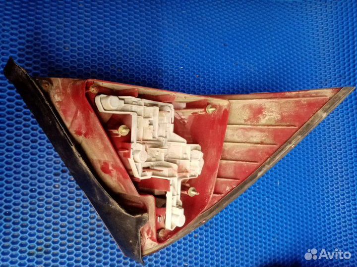 Фонарь задний правый Ford Mondeo 3 cjba 4C75592