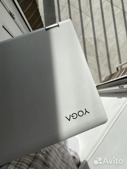 Ноутбук Lenovo yoga 510 14isk