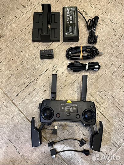 Квадрокоптер Dji Mavic AIR Fly More Combo 8Gb 12Mp