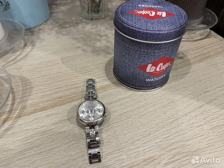 Женские часы Lee Cooper