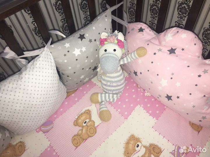 Бортики на детскую кроватку