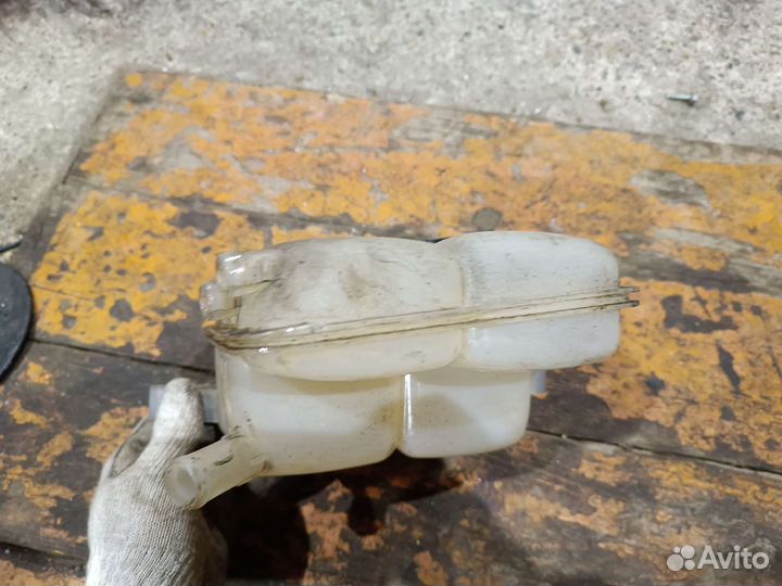 Расширительный бачок Форд Фокус3