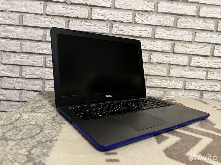 Ноутбук dell p66f