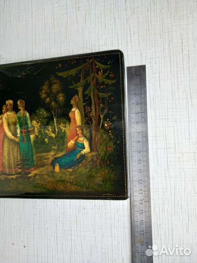 Лаковая миниатюра