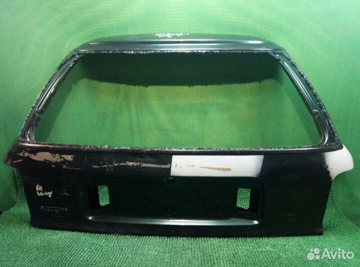 Дверь багажника задняя Ford Scorpio