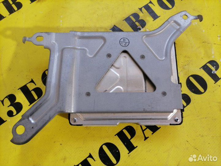 Блок электронный Toyota Rav4 40 2013-2019 2.0 3ZR