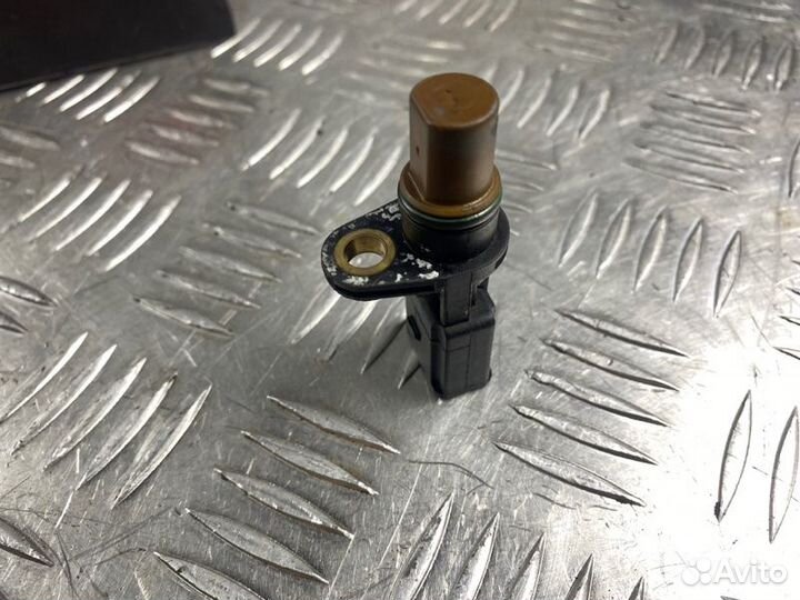 Датчик положения распредвала Volkswagen Golf MK5