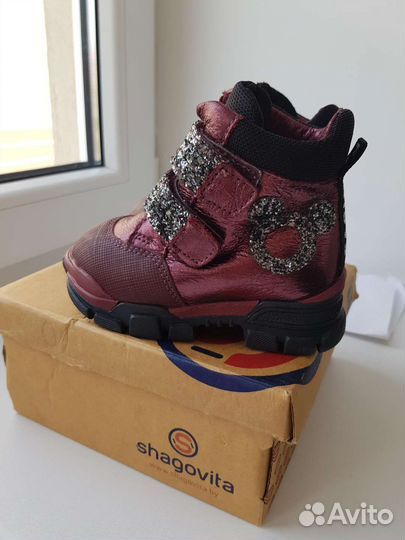 Зимние ботинки для девочки