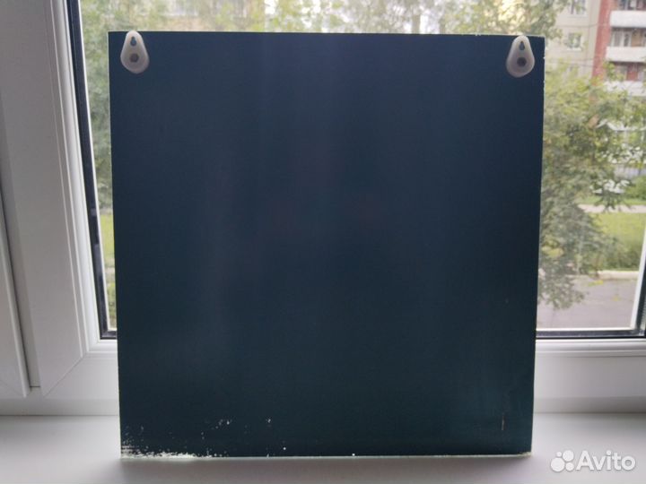 Зеркало настенное