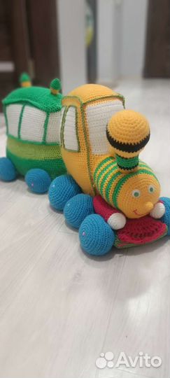 Поезд вязаный. Ручная работа