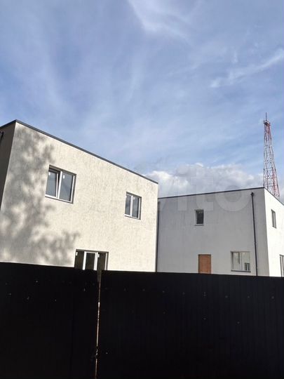 Дом 180 м² на участке 7 сот.