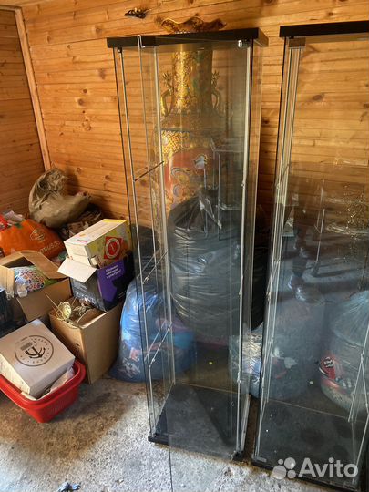 Стеллаж стеклянный