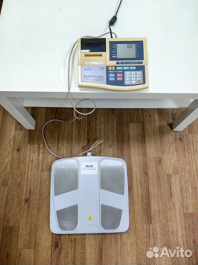 Анализатор состава тела TBF-310 Весы