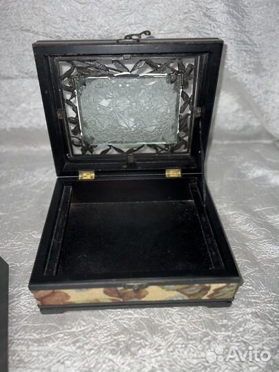 Шкатулка для украшений