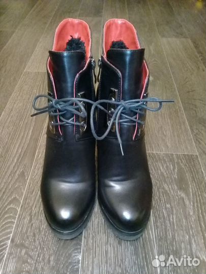 Женская обувь 38 р-р