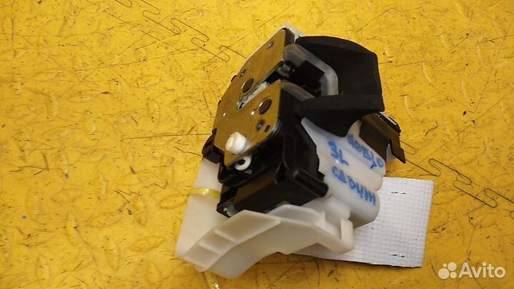 Замок двери задней левой Doblo Nuovo