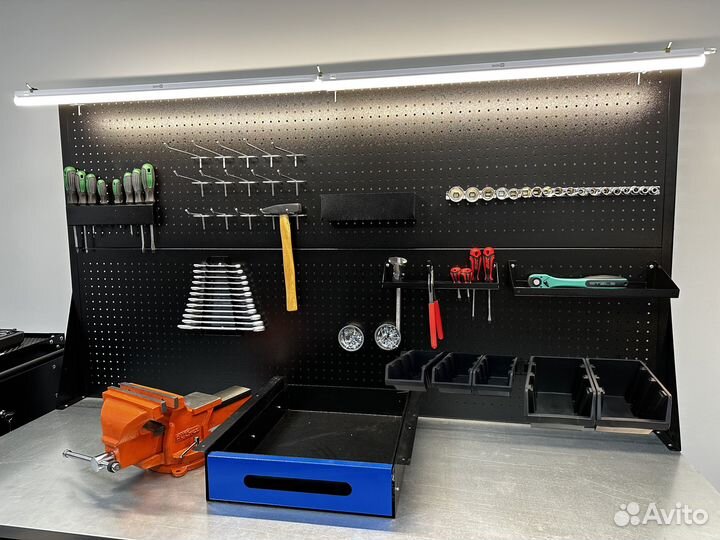 Верстак металлический 1,8м