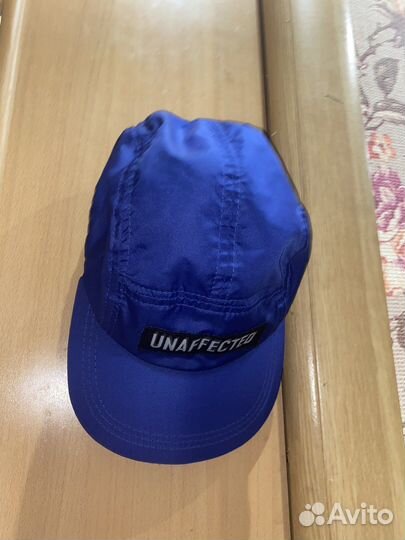 Кепка unaffected