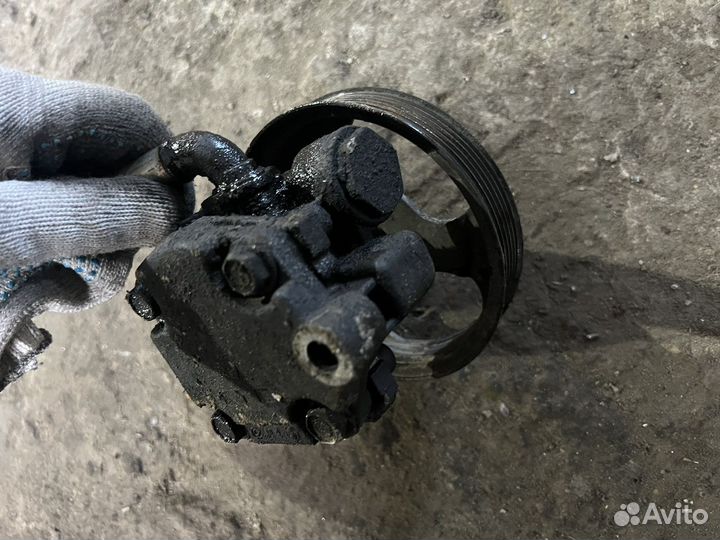 Насос гидроусилителя Mazda Verisa Demio