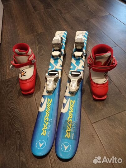 Горные лыжи и ботинки детские