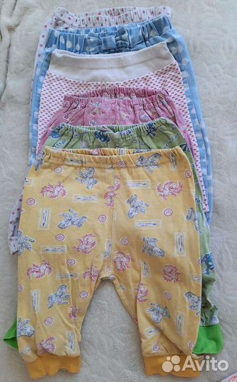 Много детских вещей для девочки с рождения до года