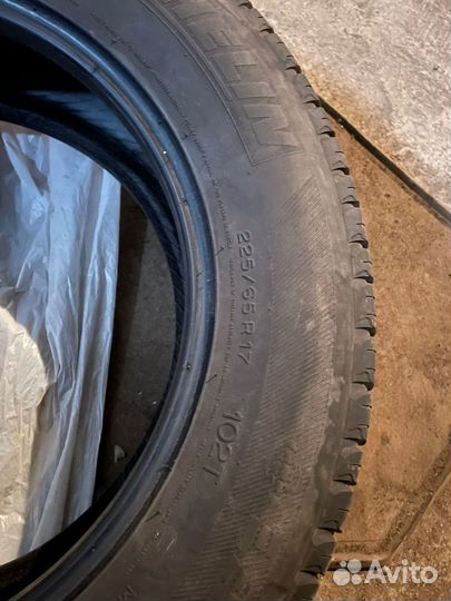 Michelin XW4 225/65 R17 102T