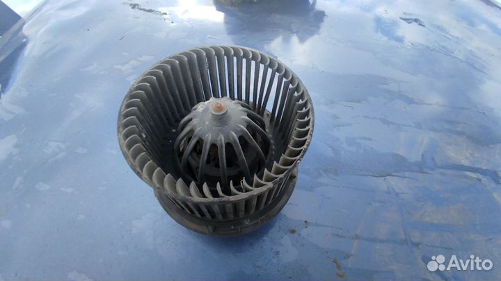 Моторчик печки Рено Логан 1.4