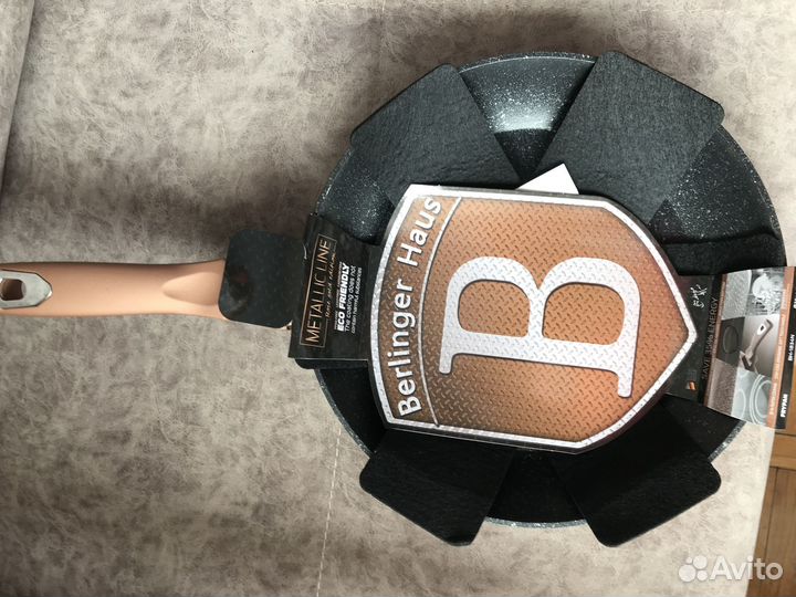 Сковорода новая