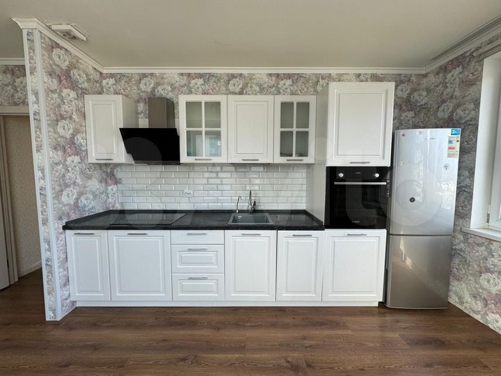 2-к. квартира, 58 м², 1/5 эт.