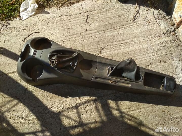 Центральная консоль Ford Focus, I