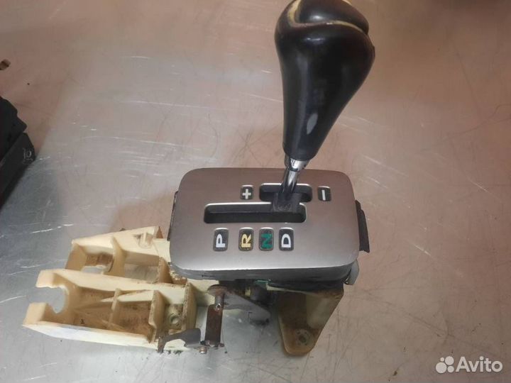 Кулиса АКПП Kia Magentis рест. 2004