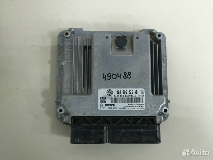 Блок управления двигателем Volkswagen Tiguan 5N1 2