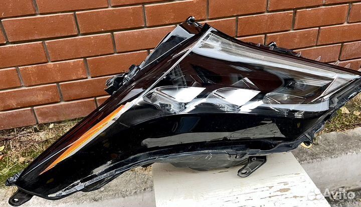 Левая Фара Lexus RX300 Sport