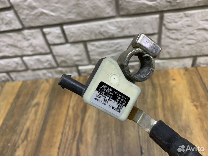 Hyundai Equus 2009-2016 Клемма аккумулятора минус