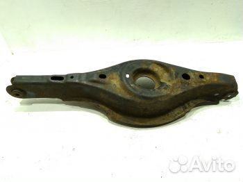 Рычаг задний нижний правый