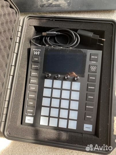 Световой пульт wolfmix w1