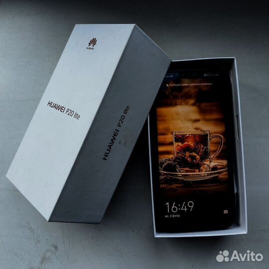HUAWEI P20 Lite, 4/64 ГБ