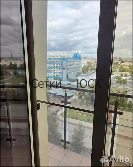 Москитная сетка на двери