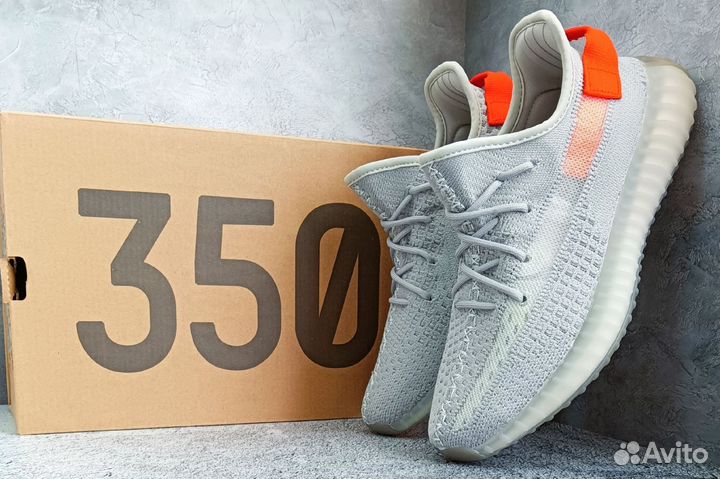 Кроссовки Yeezy boost 350 люкс качество