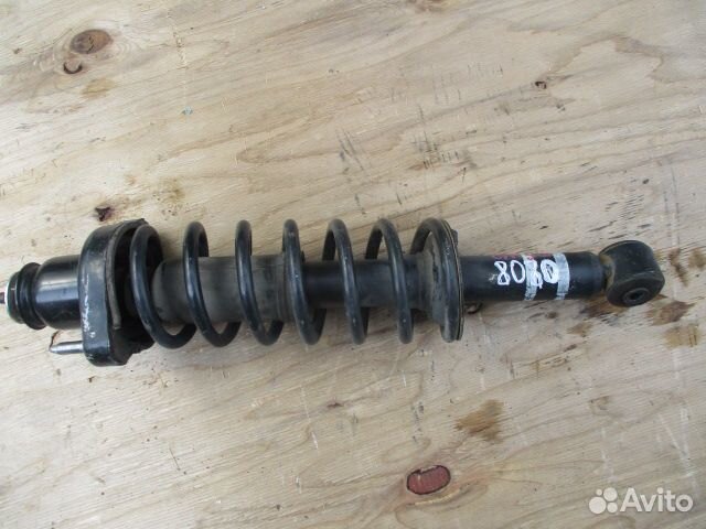 Стойка зад Mitsubishi ASX