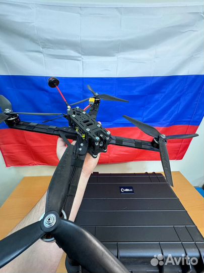FPV квадрокоптер Байкал10