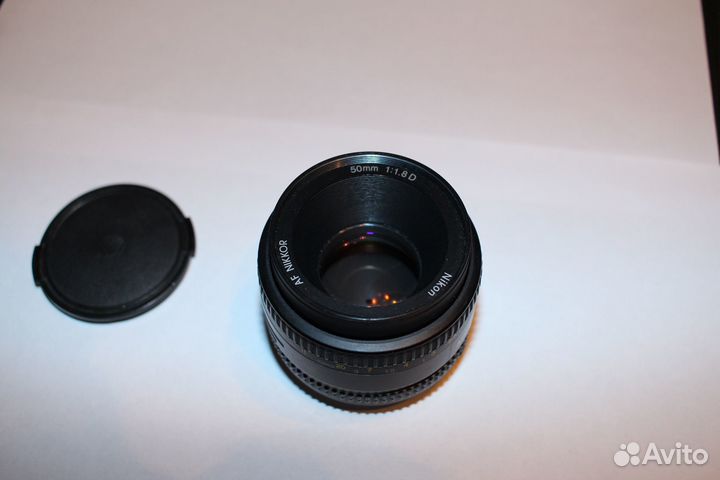 Объектив Nikon 50 mm 1.8D Nikkor