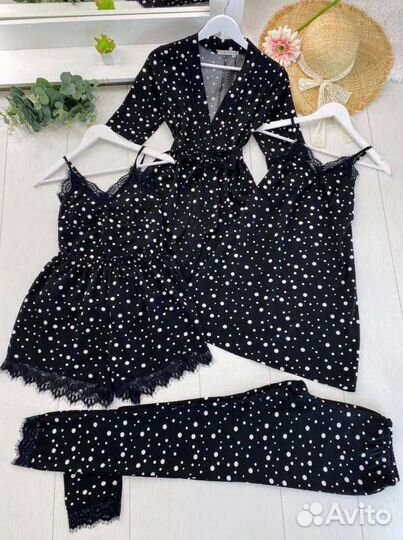 Пижамный костюм