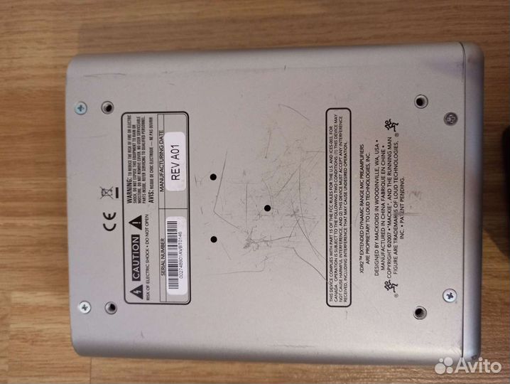 Mackie 402-VLZ3 « Микшерный пульт