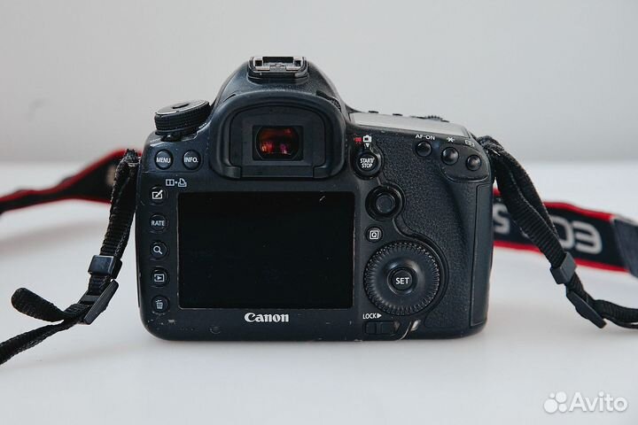 Canon EOS 5D Mark III body