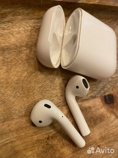 Airpods 1 оригинал бу полный комплект apple